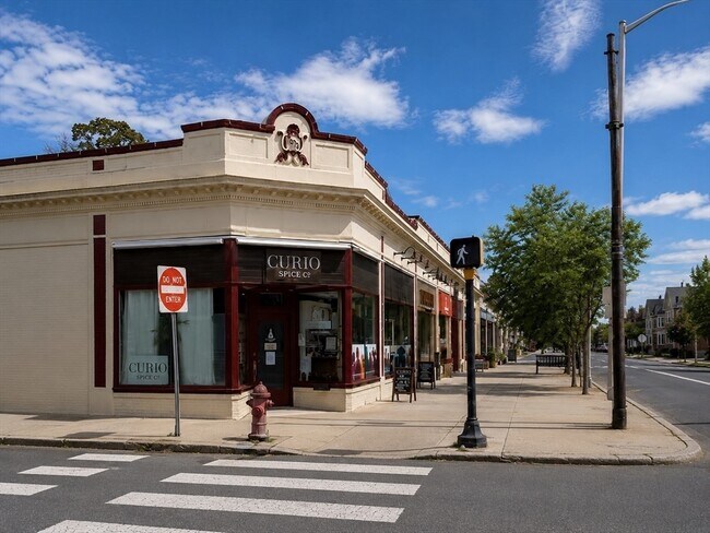 Building Photo - 29 Meacham Rd