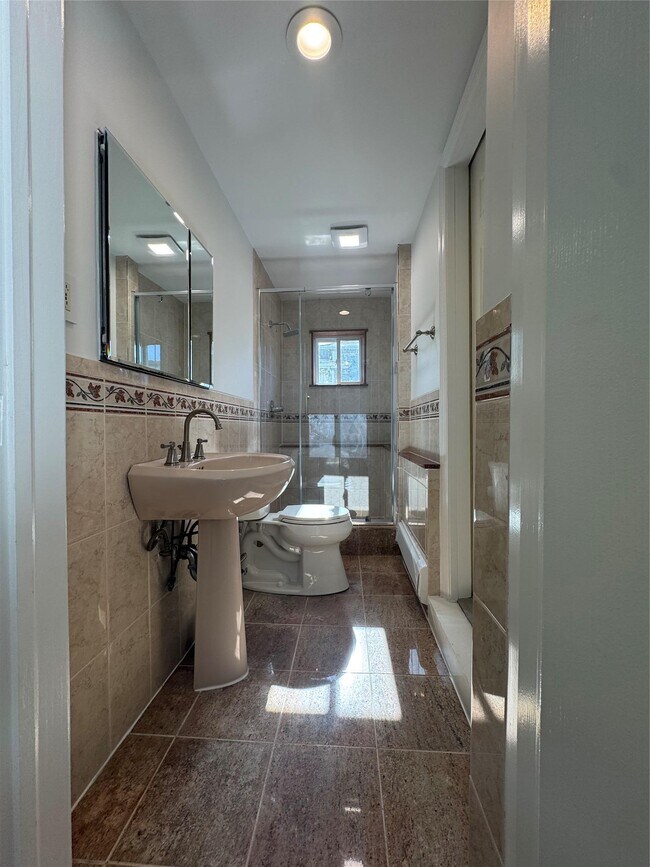 Building Photo - 371 White Birch Ln