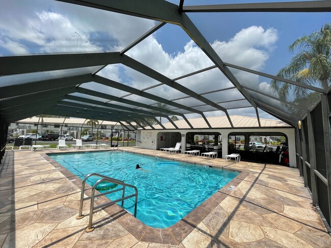 Building Photo - CENTRALLY LOCATED- UPDATED UNFURNISHED ANNUAL RENTAL