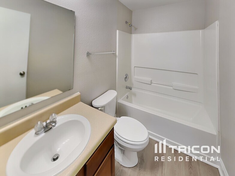 Building Photo - 3935 Kellybrook Dr