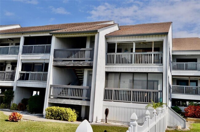 Primary Photo - 814 Bahia Del Sol Dr