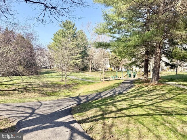 Building Photo - 13829 Bronco Pl