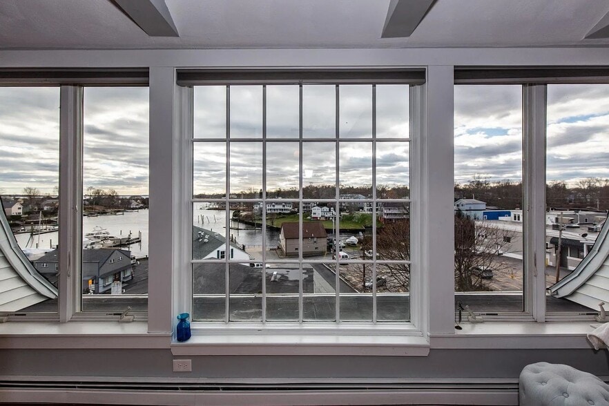 Building Photo - 6 George St