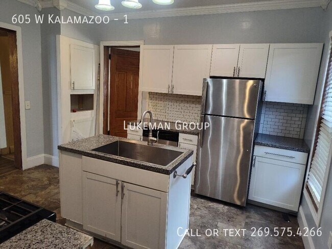 Building Photo - 605 W Kalamazoo-1