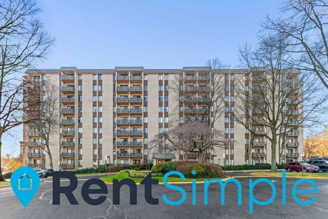 Building Photo - 6001 Arlington Blvd