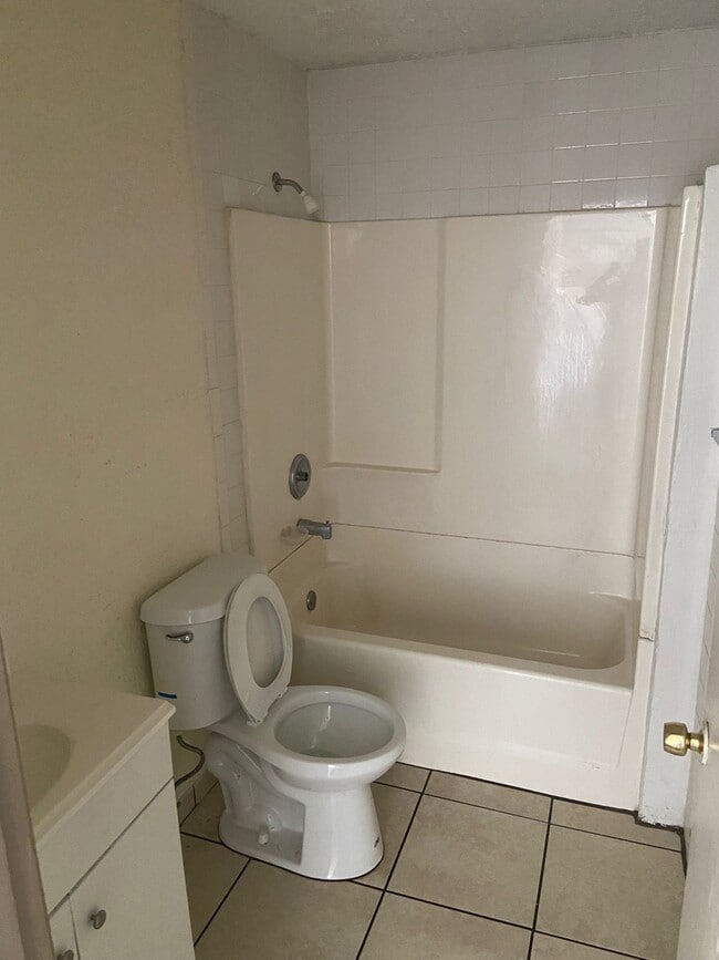 Building Photo - 1234 23rd St