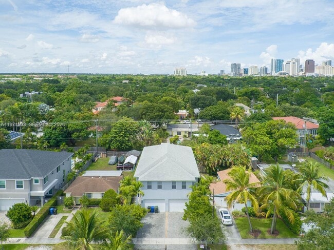 Building Photo - 619 SW 17th St