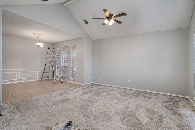 Building Photo - Classic in McKinney