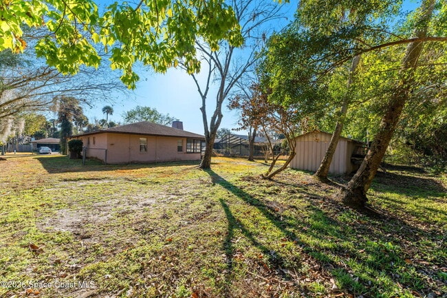 Building Photo - 247 Saldon Ln