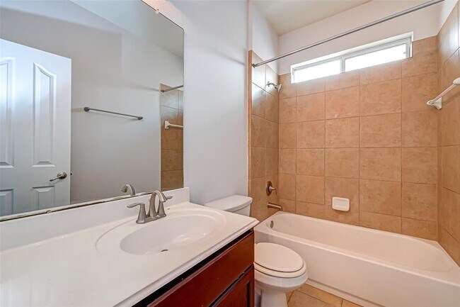 Building Photo - 24602 Forest Canopy Dr