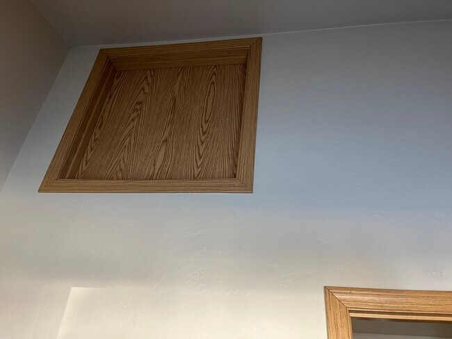 Building Photo - 174 Valley View Dr