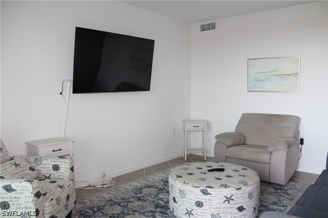 Building Photo - 14121 Heritage Landing Blvd