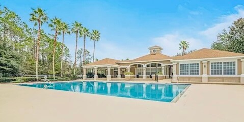 Building Photo - 10550 Baymeadows Rd