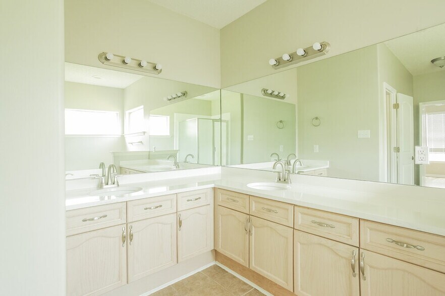 Building Photo - 6856 Cades Brook Dr