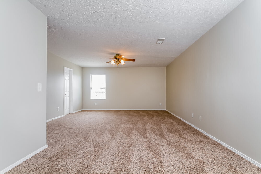 Building Photo - 2694 Sutherland Dr