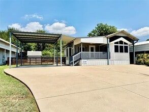 Building Photo - 710 Brazos Harbor Cir