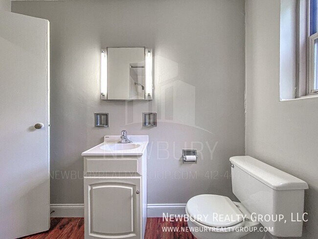 Building Photo - 309 San Juan Dr