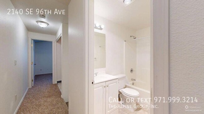 Building Photo - 2140 SE 96th Ave