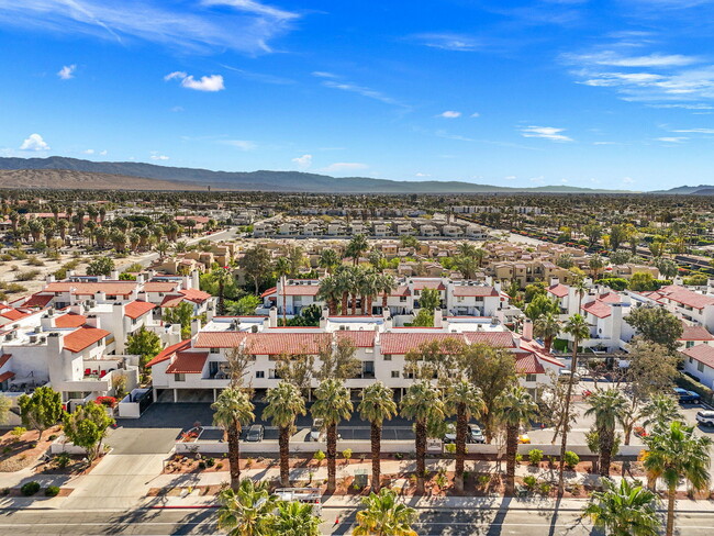 Building Photo - 280 S Avenida Caballeros
