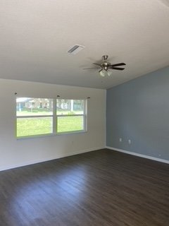 Building Photo - 3 Bedroom, 2 Bathroom, 2 Car Garage Home F...