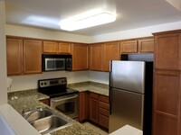 Building Photo - 1 Bedroom Upper Unit In Rancho San Diego