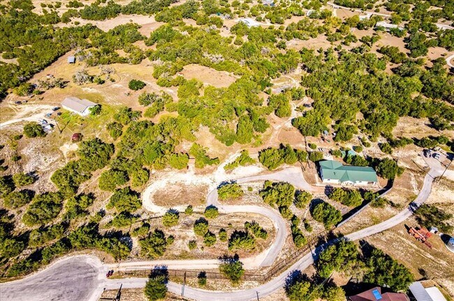 Building Photo - 631 Harmon Hills Cove
