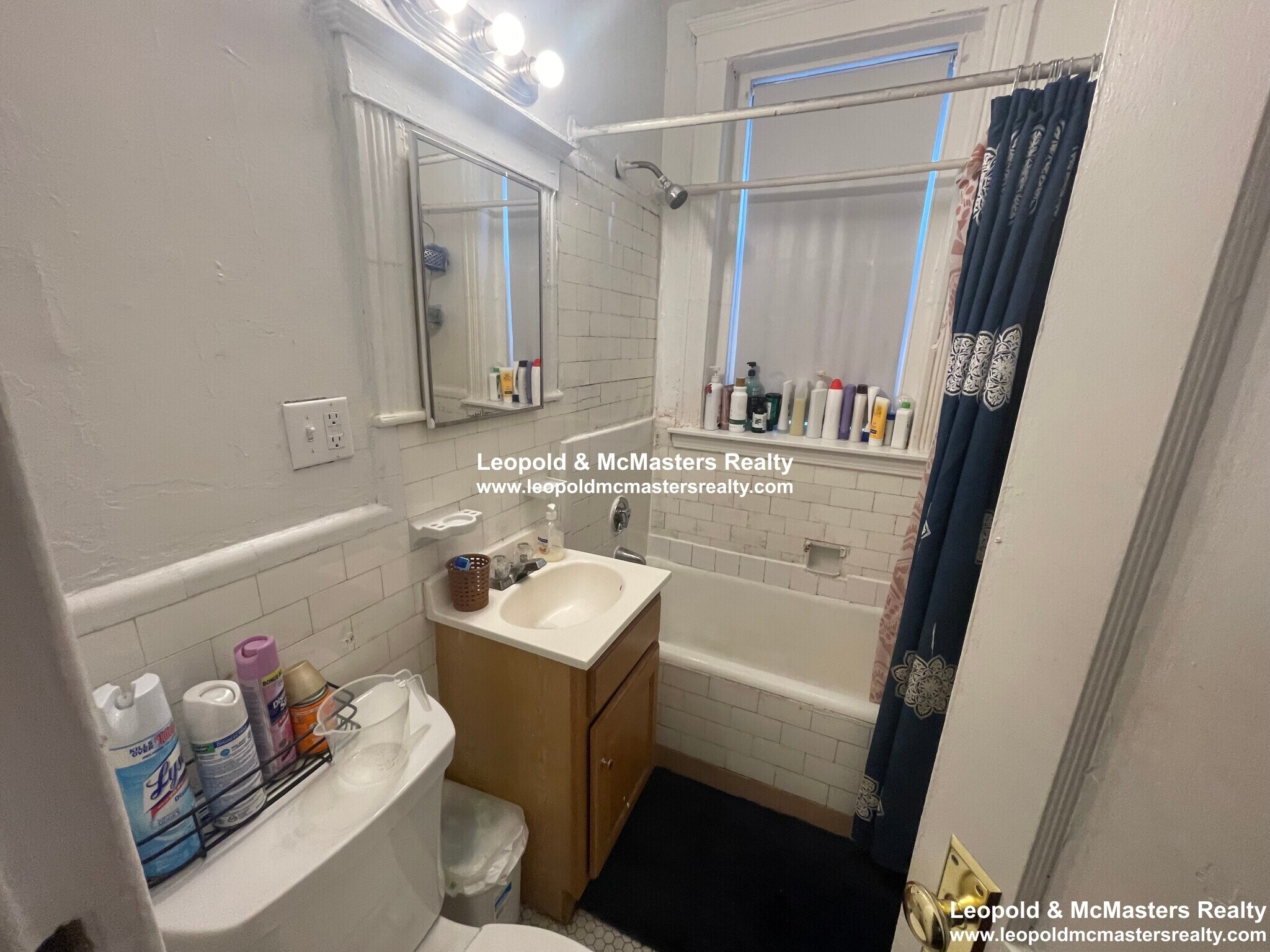 Building Photo - 11 Vinal St