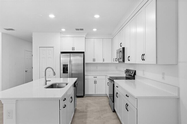 Building Photo - 5429 Tripoli Dr