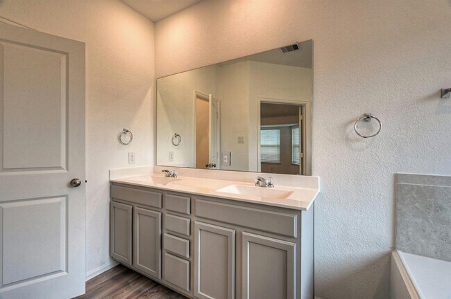 Building Photo - 14202 Padova Crk Ct