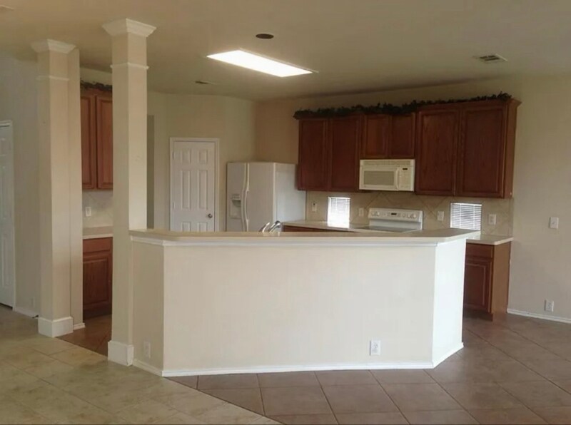 Building Photo - 4533 Indian Rock Dr