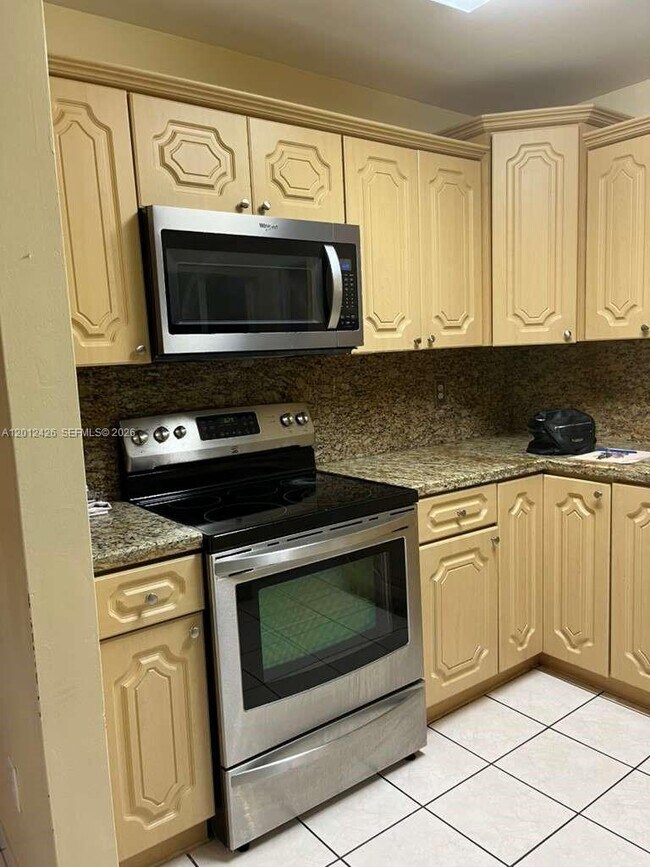 Building Photo - 30724 SW 154th Ct