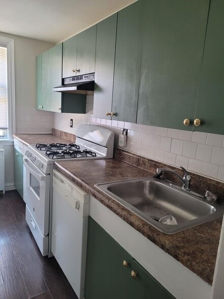 Building Photo - 7113 Castor Ave