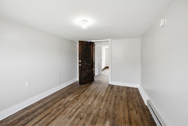 Building Photo - 11494 New Garden Rd