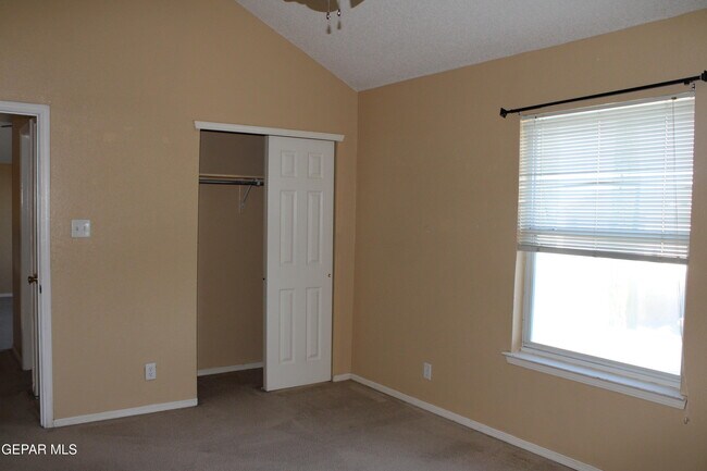 Building Photo - 11204 Endeavor Pl