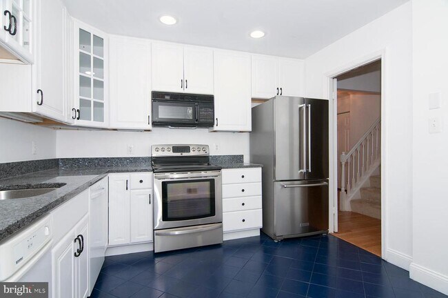 Building Photo - 11400 Dorchester Ln