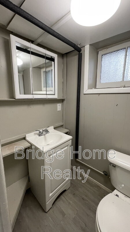 Building Photo - 239 Ormond Ave