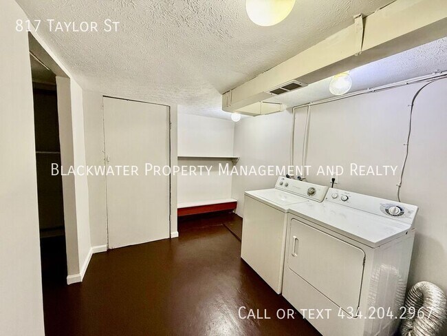 Building Photo - 817 Taylor St