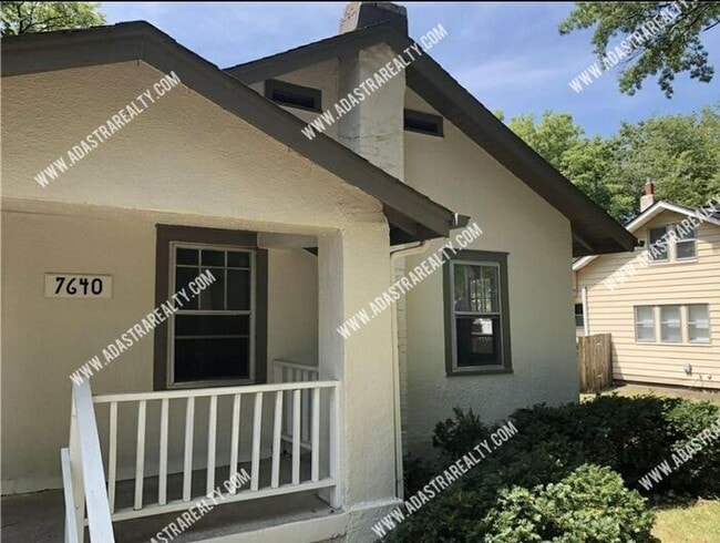 Building Photo - Perfect 3bed 1 Bath Waldo Home-Available i...