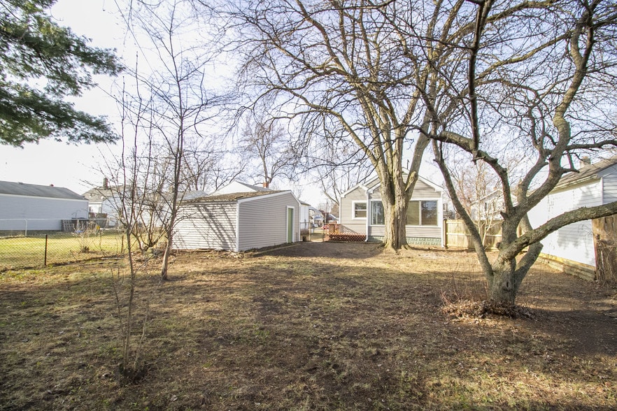 Building Photo - 2355 Ward St