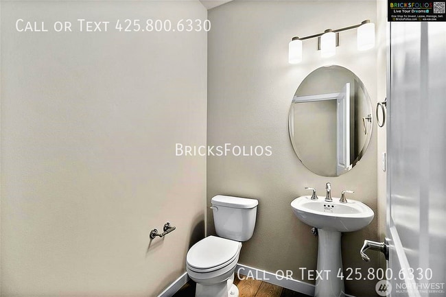 Building Photo - 16217 8th Ave E