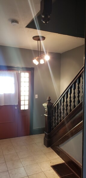 Foyer - 910 Spring Garden St