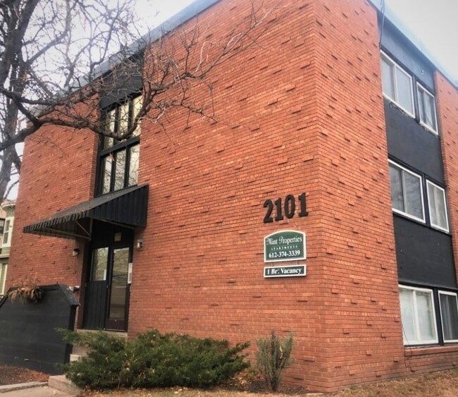 Primary Photo - 2101 3rd Ave