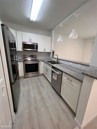 Building Photo - 3 br, 2 bath Condo - 2620 S University Dr ...