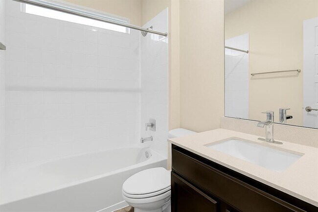 Building Photo - 3013 Louris Ln