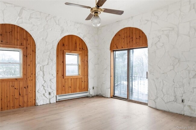 Building Photo - 378 Broadway