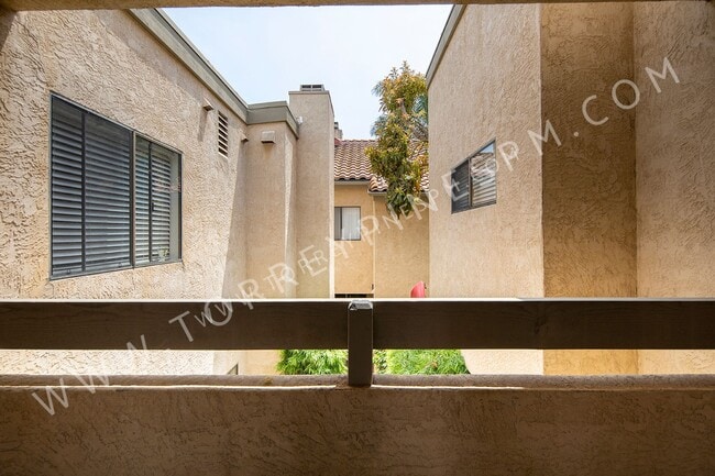 Building Photo - 3Br In The Heart Of Pacific Beach *W/D in ...