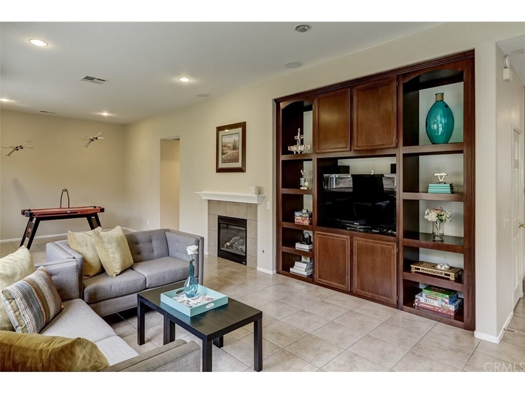 Building Photo - 26426 Mare Ln