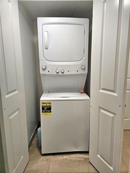 Building Photo - 701 Lyons Rd