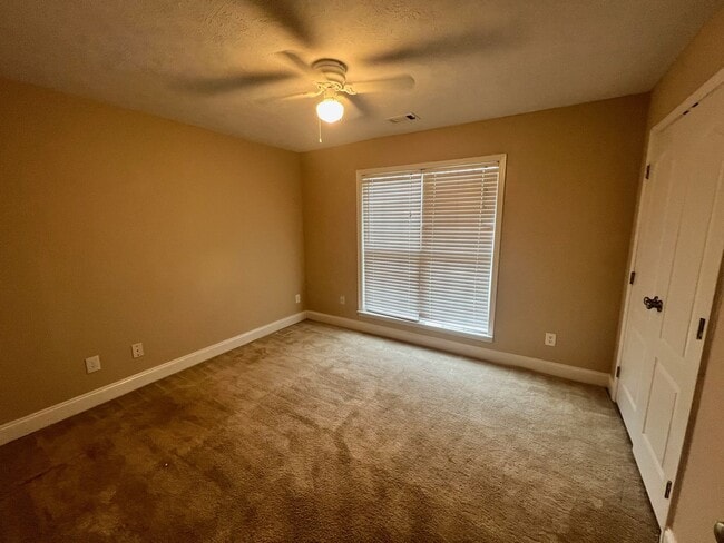 Building Photo - Location, Community, Quality Living. It St...