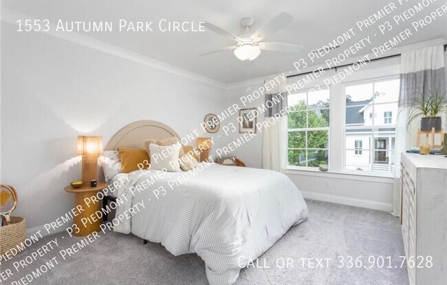 Building Photo - 1553 Autumn Park Cir